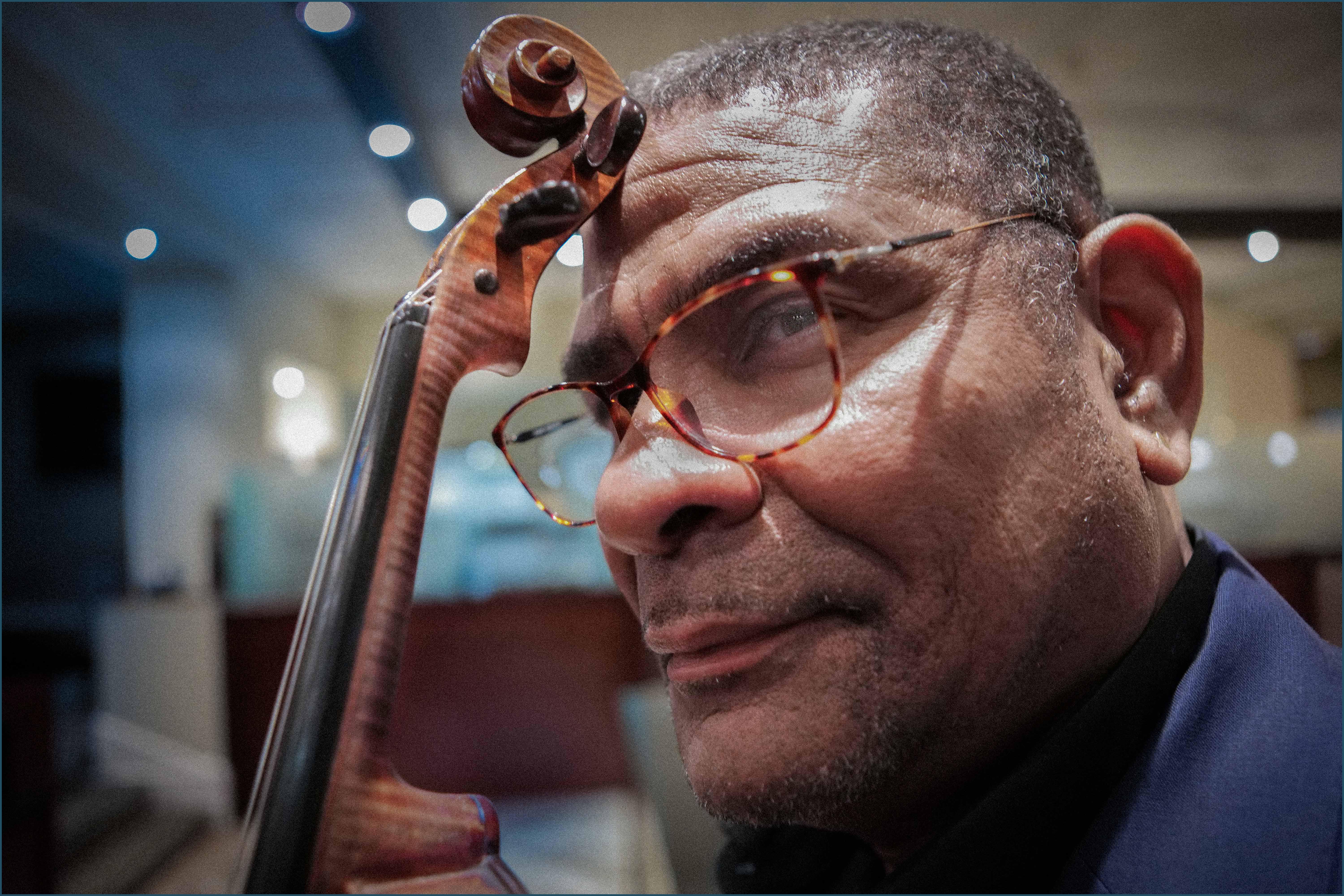 Portraiture Photography. Jazz. Violinist. Violin.
